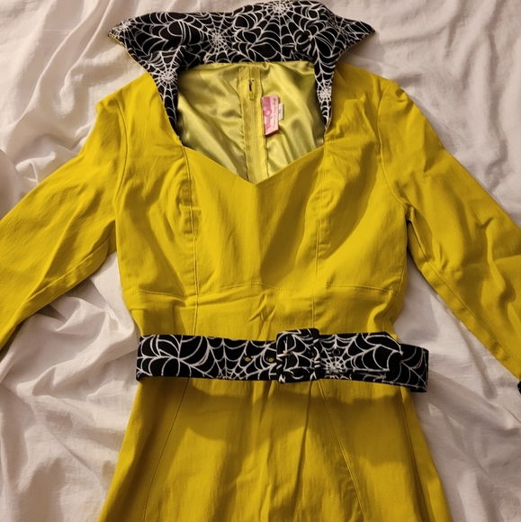 Lorelei pinup couture spiderweb dress. Belt included. Pinup girl clothing - Picture 6 of 11